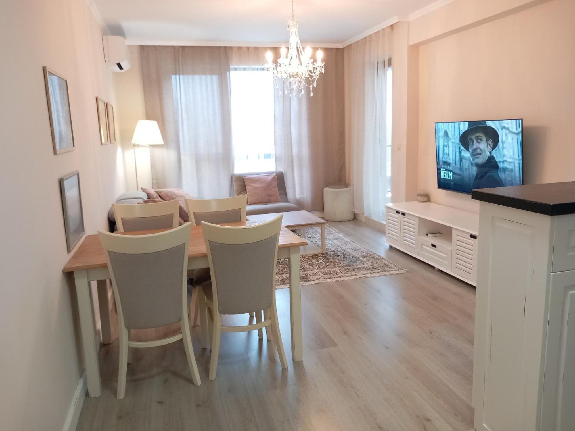 Private Apartments In White Rock Castle Baltschik Exterior foto